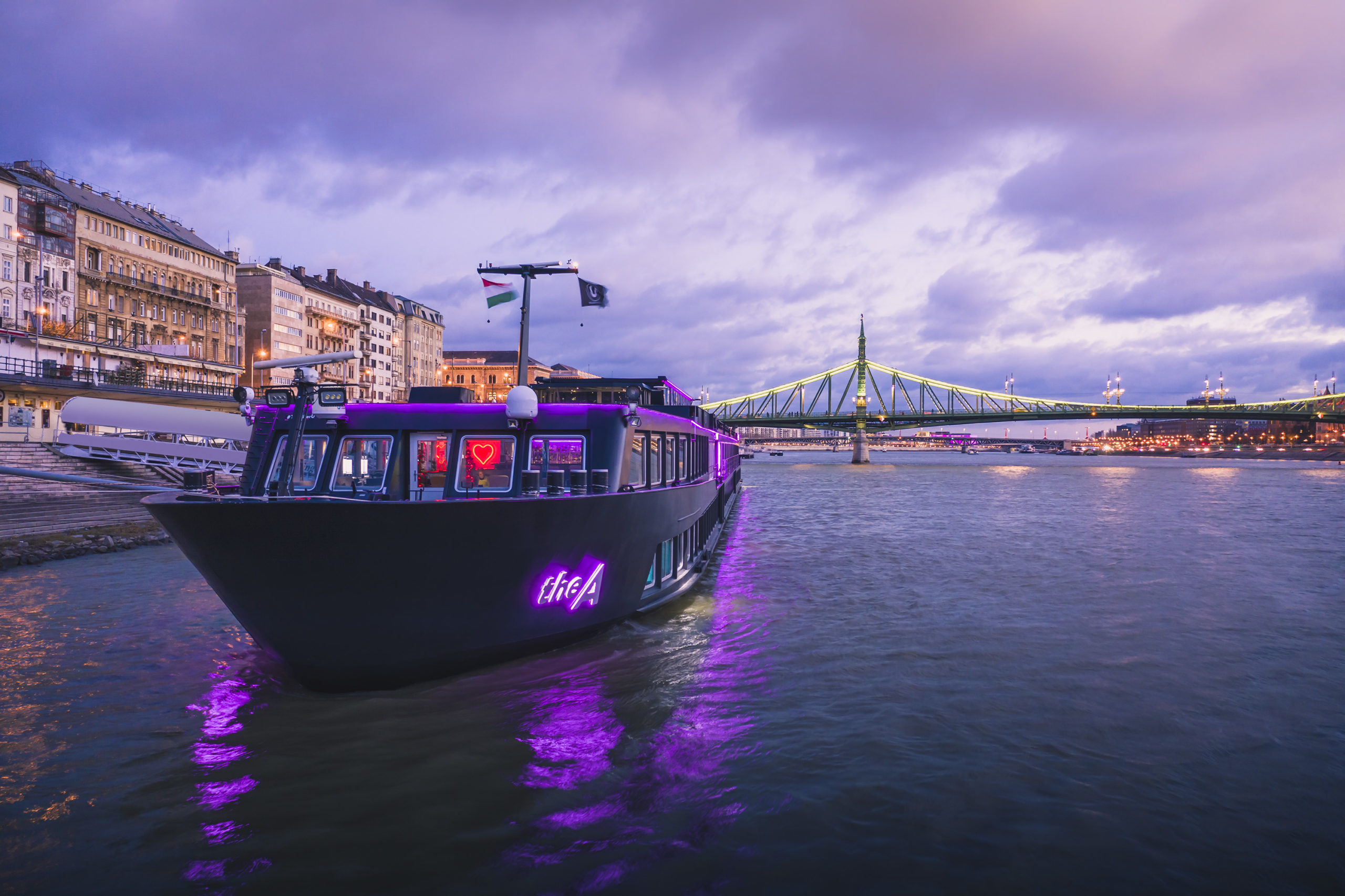 U River Cruises